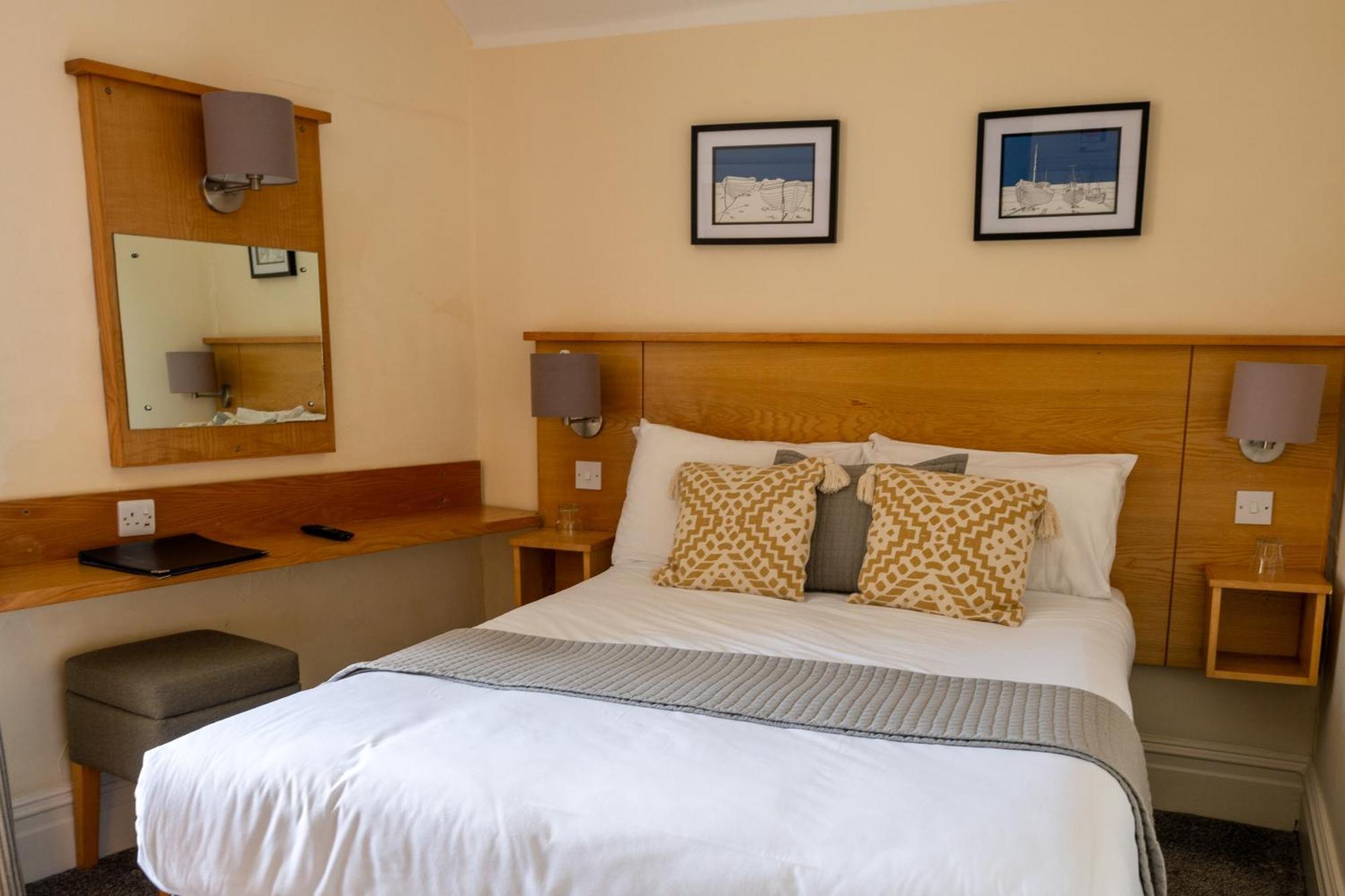 Castle Court Hotel Beaumaris Kültér fotó