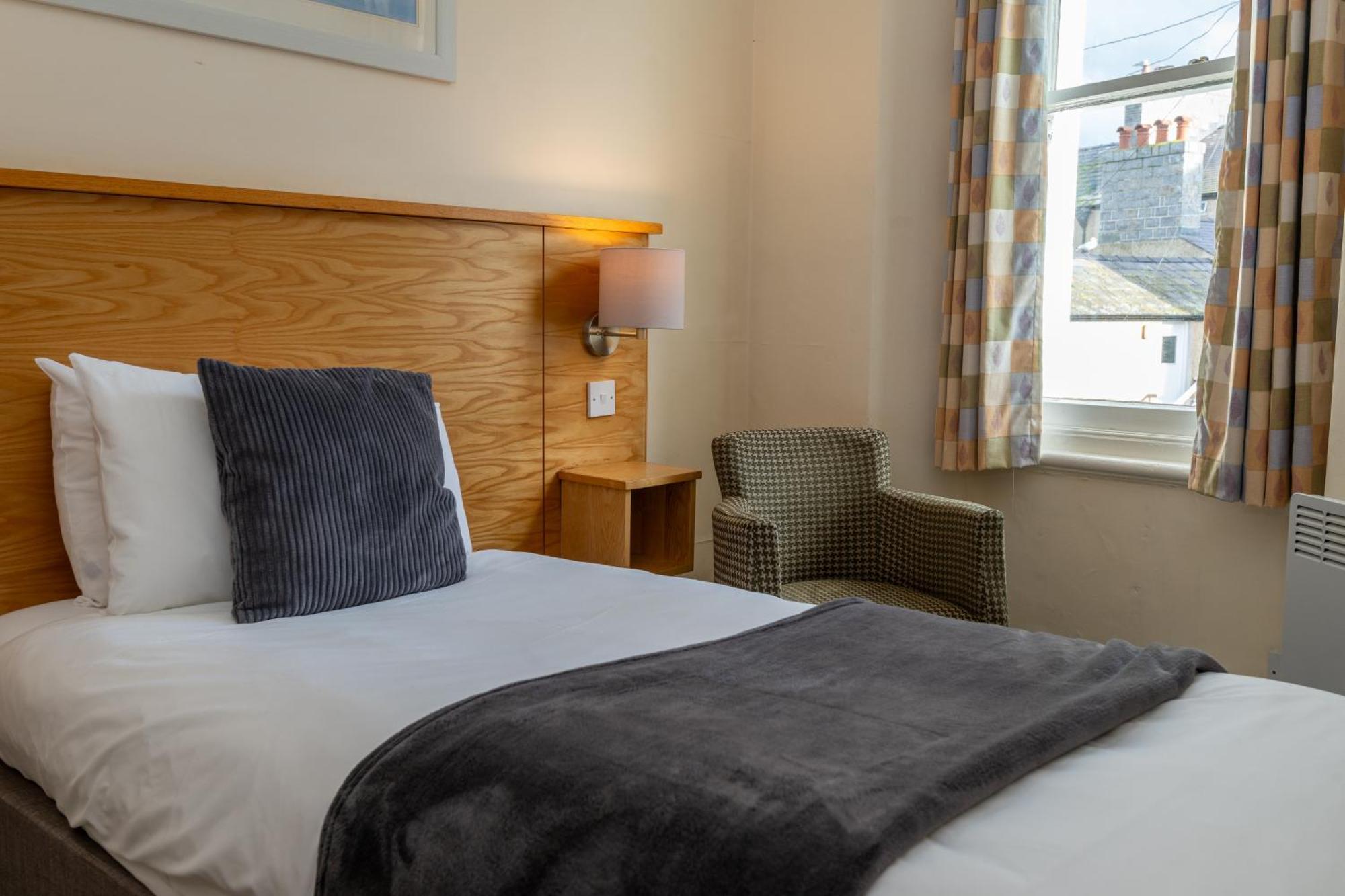 Castle Court Hotel Beaumaris Kültér fotó