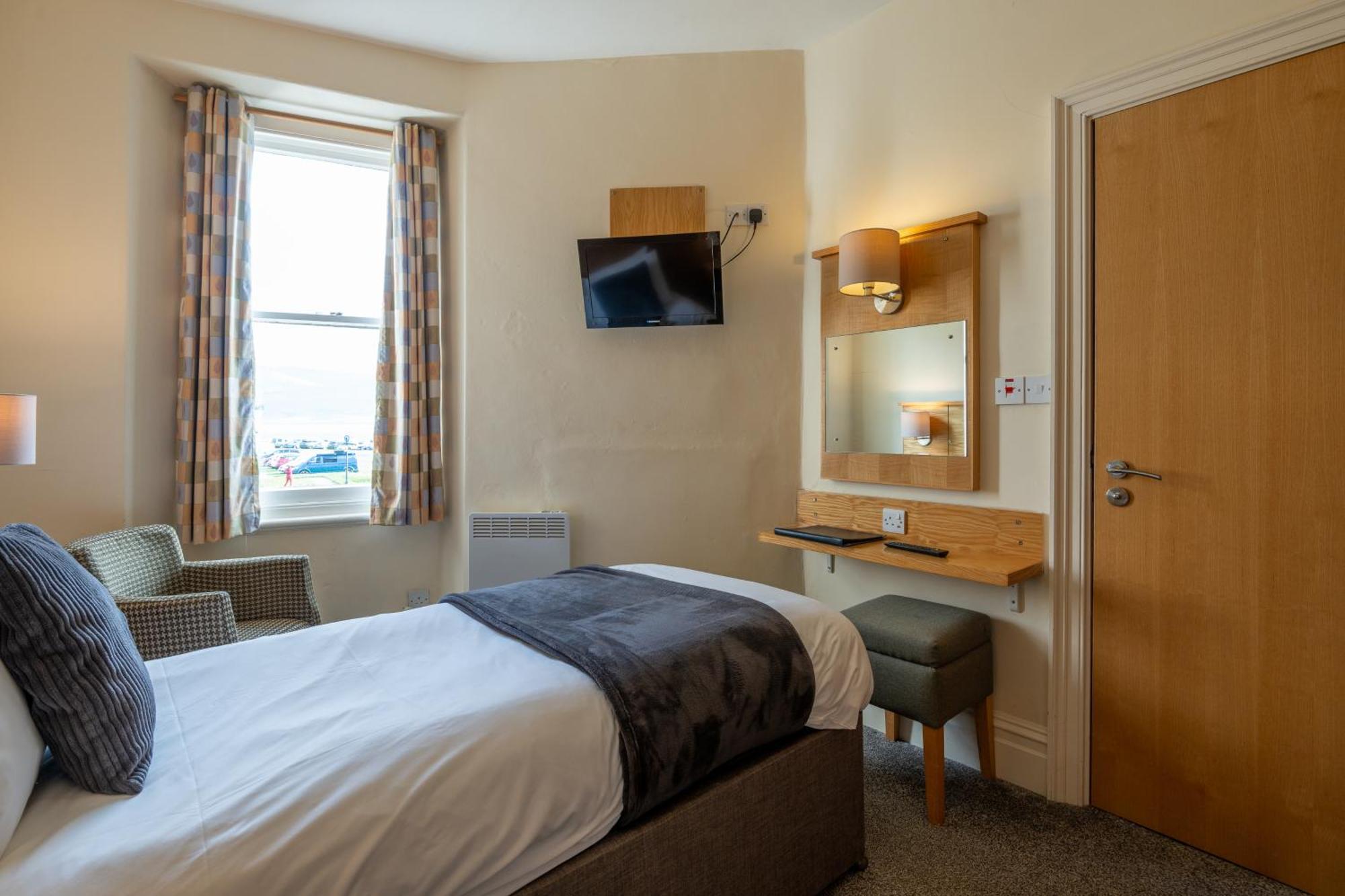 Castle Court Hotel Beaumaris Kültér fotó